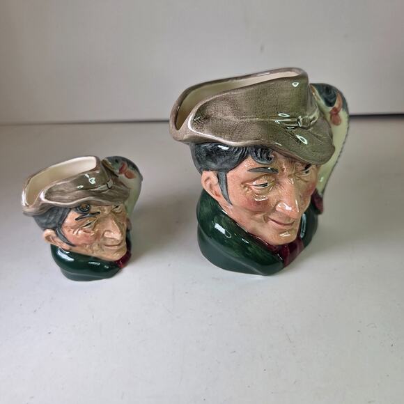 Royal Doulton The Poacher Toby Mugs Pair 1954 Mini & Small Sizes 2.5in 4in - Picture 2 of 11